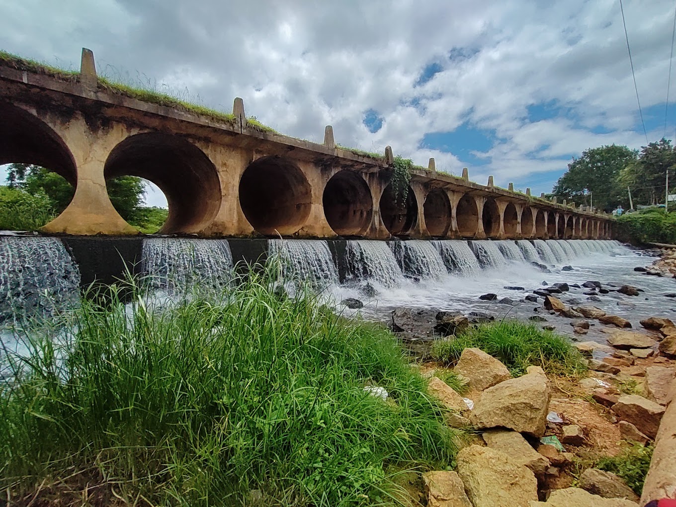 Manchanabele Dam