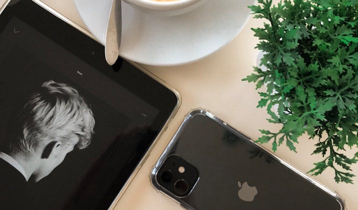 How To Reset Airpods Without Case 7