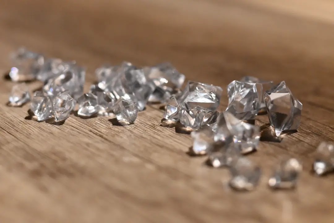 Characteristics of Moissanite Gemstones