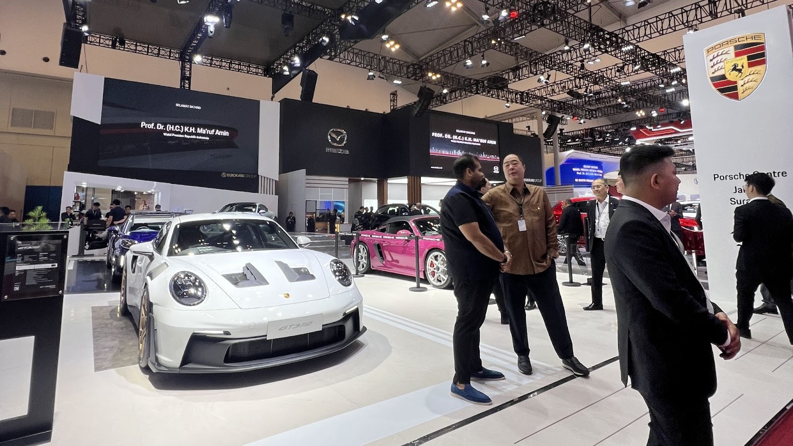 Booth Porsche