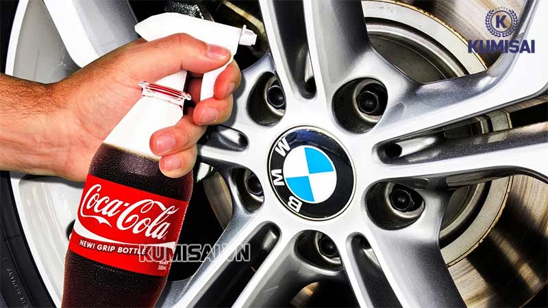 Coca có thể xử lý được vết gỉ sắt kim loại trên bánh xe