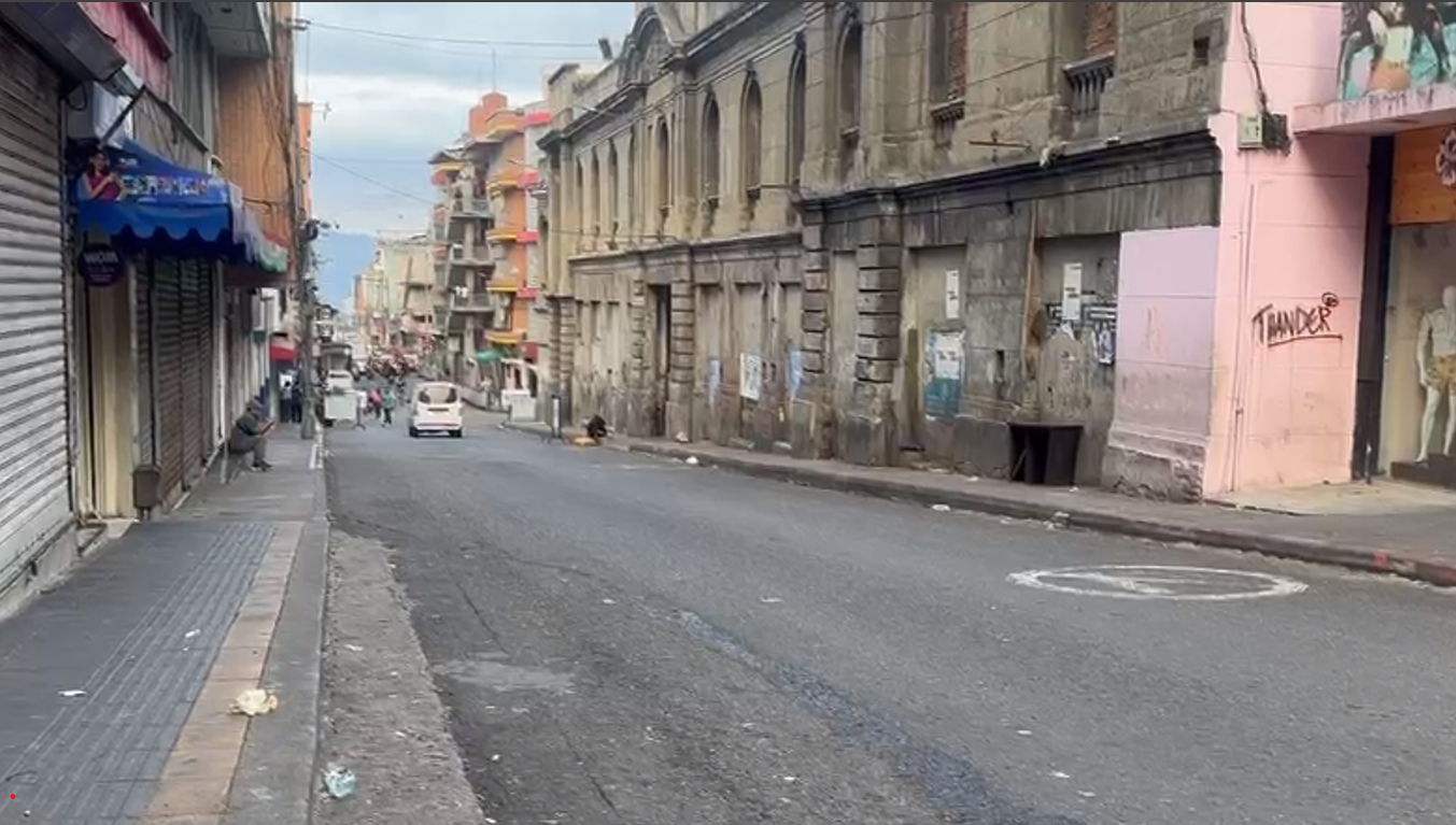 «Bucaramanga recupera sus calles: Operativos de ordenamiento urbano en marcha»