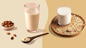 oat vs almond milk