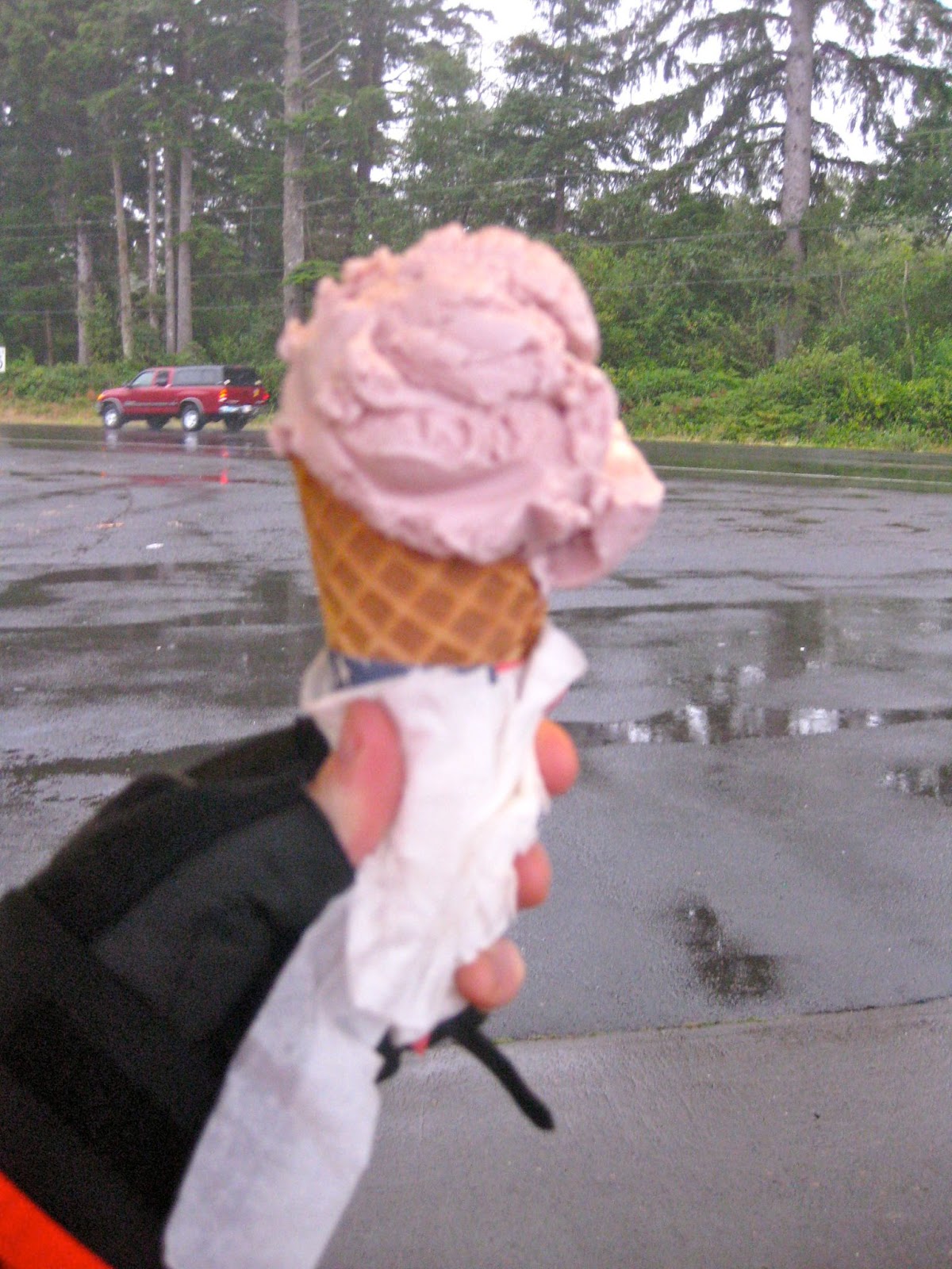 Fake Ice Cream Snapchat Story strawberry cone