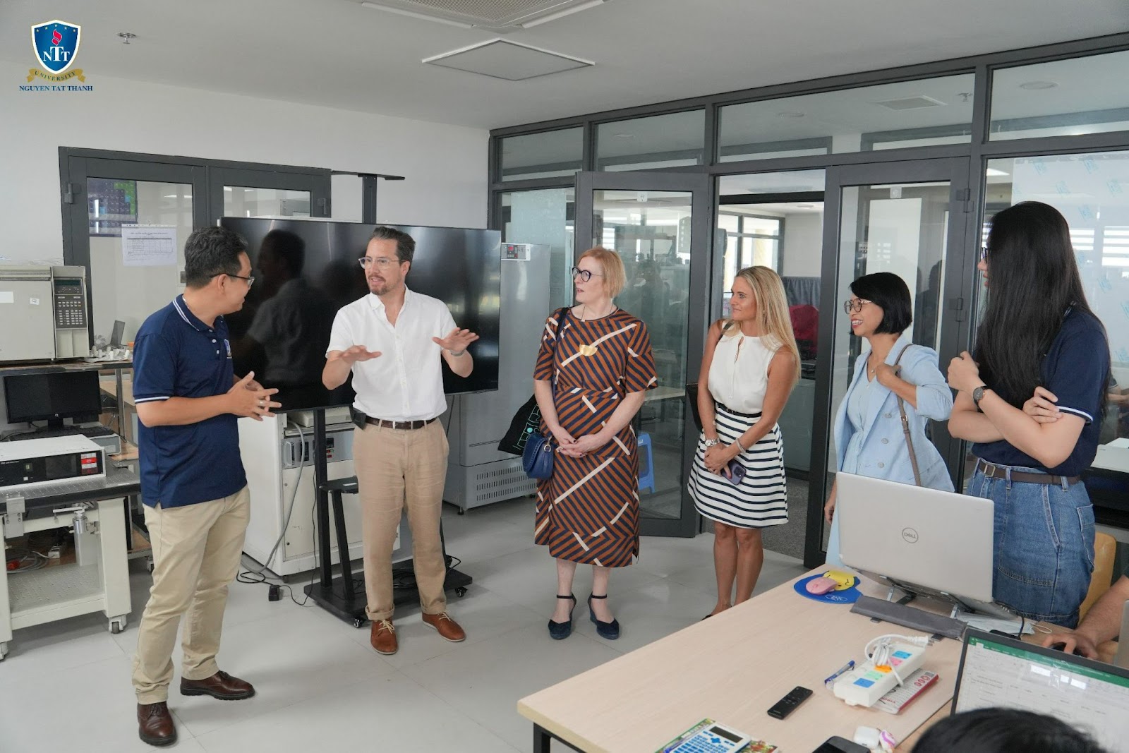 Trường Đại học Nguyễn Tất Thành và University for the Creative Arts, Vương Quốc Anh đẩy mạnh trao đổi hợp tác trong lĩnh vực đào tạo và nghiên cứu