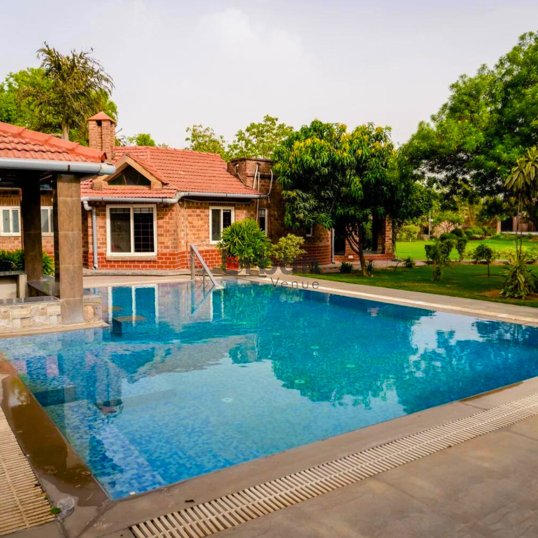 Farmhouses for Pool Party in Noida-SIMBLISS FARM
