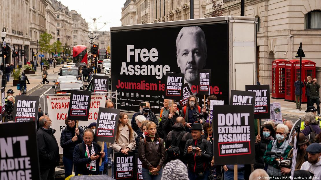 Großbritannien | Unterstützer fordern die Freilassung von Julian Assange