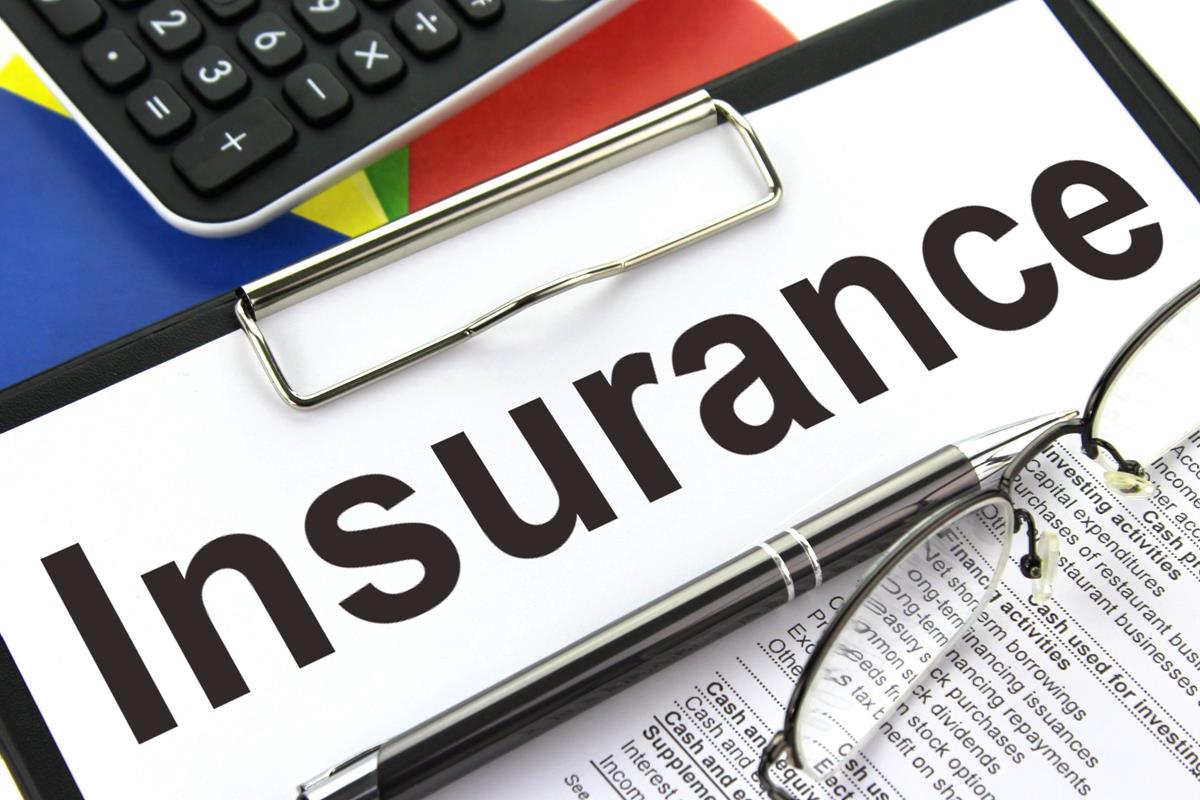 define insurance brokers