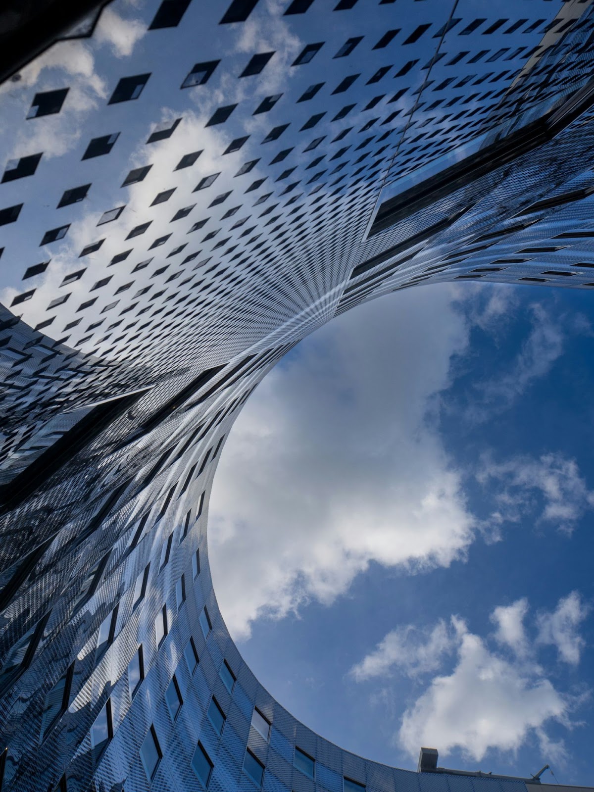 6. Tour First – La Défense