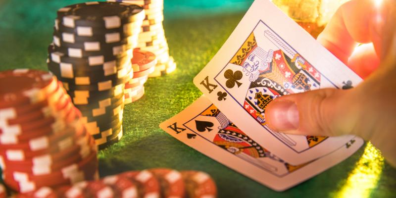 Tìm hiểu tổng quan Poker là gì