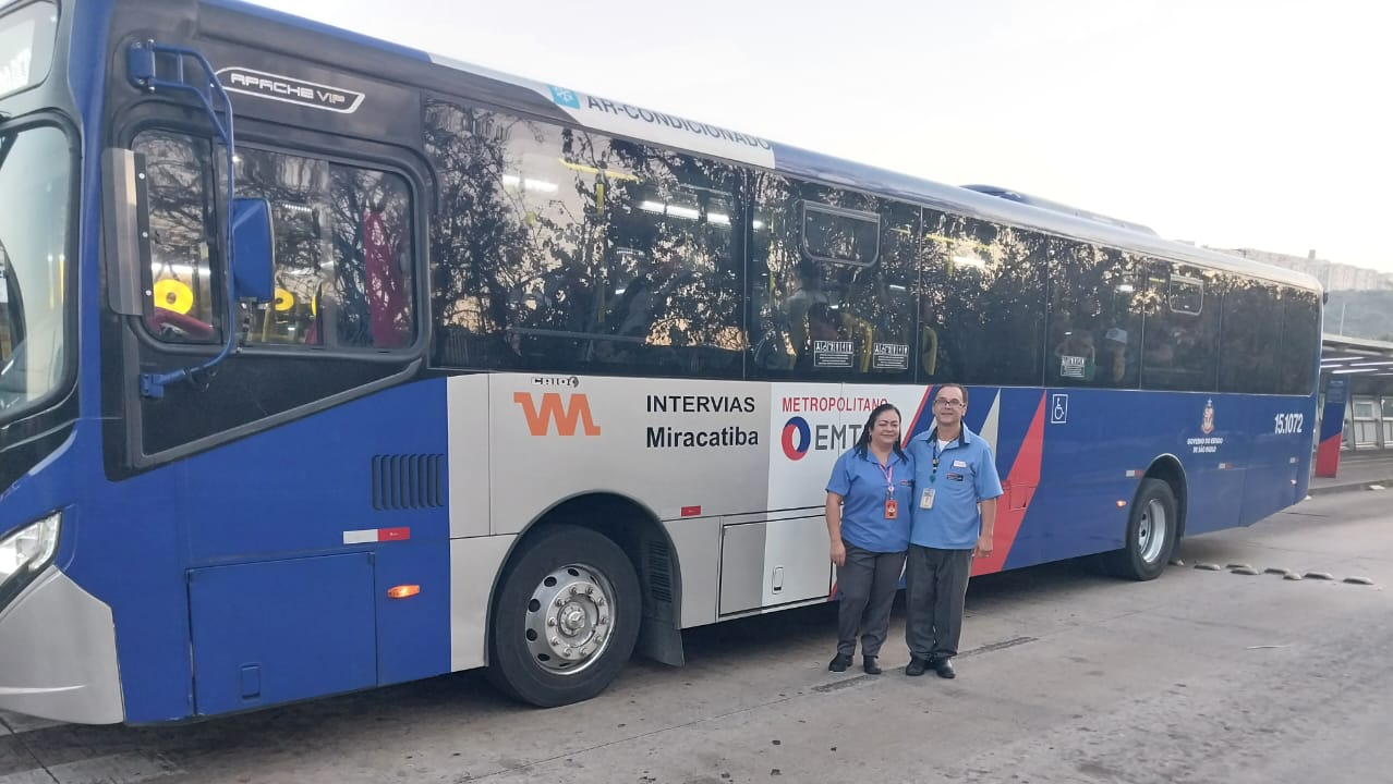 EMTU | Imprensa - Casal de motoristas compartilha a rotina em linhas de  ônibus da EMTU