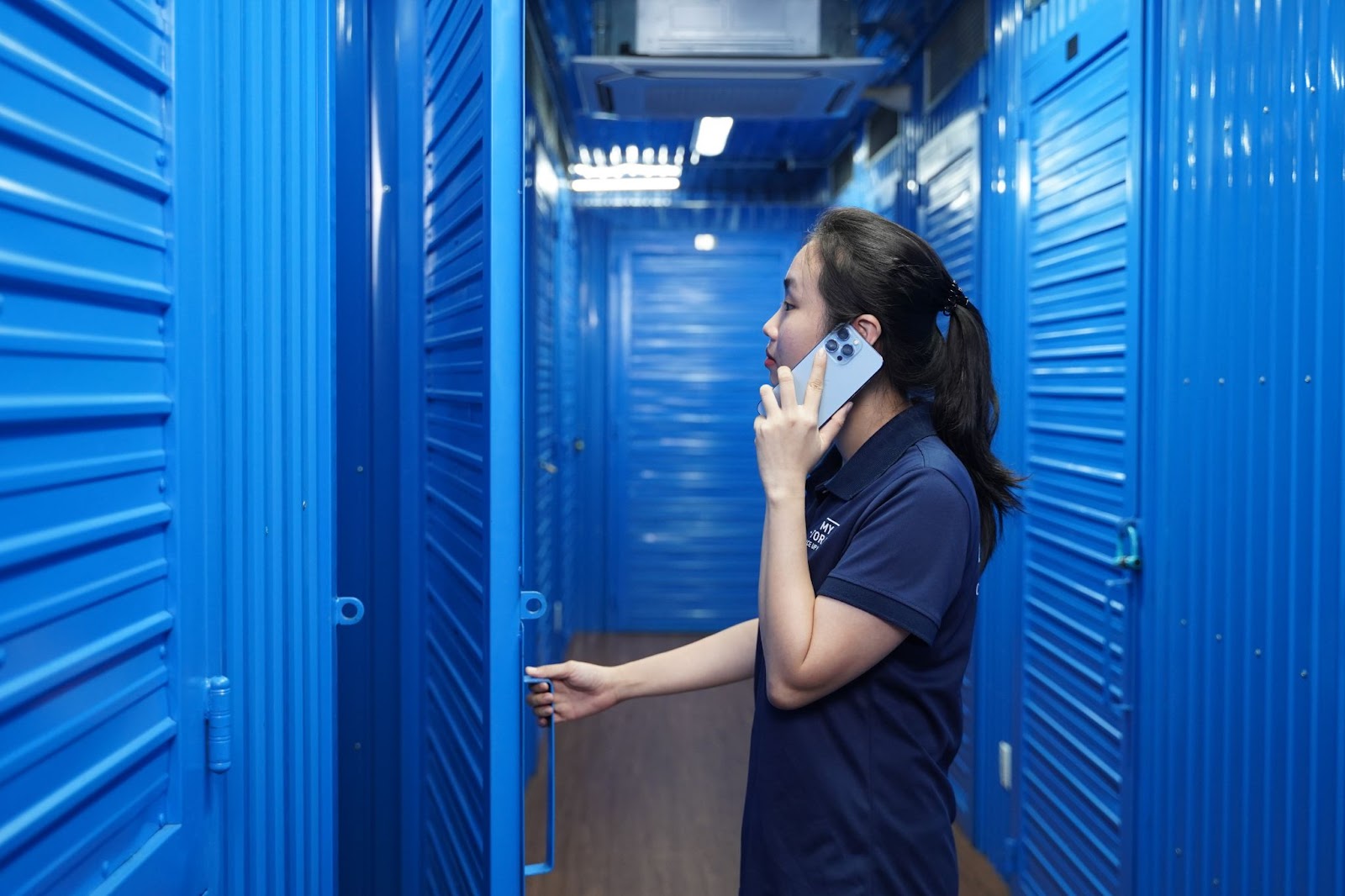 Storage units in cool warehouse in Ho Chi Minh City