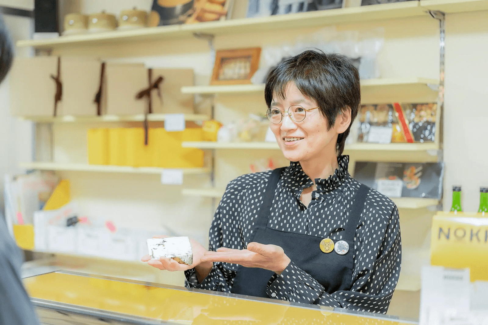 チーズの店コンテ　店主