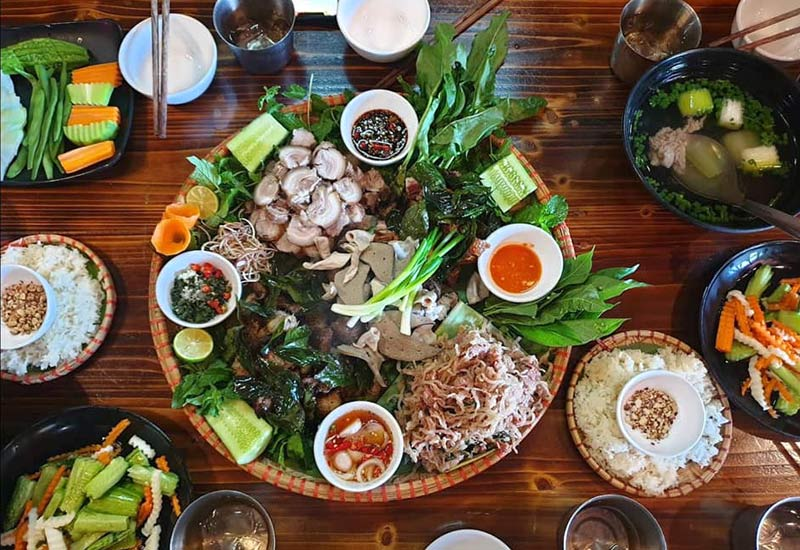 Những quán ăn nổi tiếng tại Lào Cai để thưởng thức các đặc sản