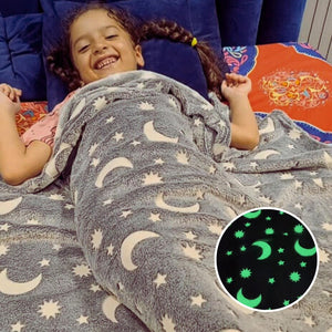 Night Glow with Moon and Sars Glow in The Dark Blanket for Kids | 200 x 152cm, 0-15 Years, Queen Size Flannel Blanket | Birthday Gift for Kids Bed, Sofa, or Couch