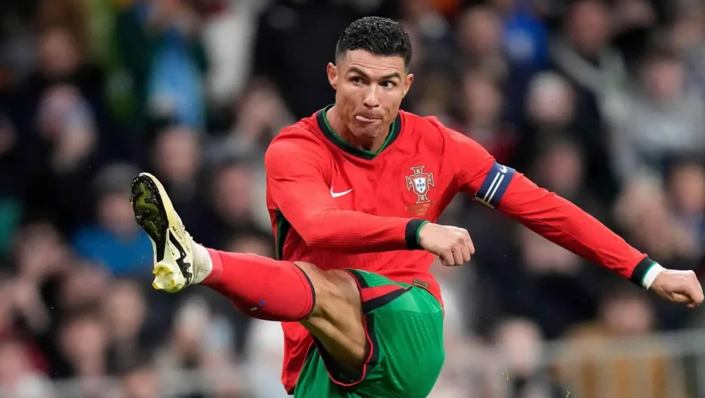 Ronaldo nắm giữ những kỷ lục EURO nào?