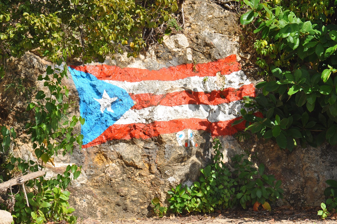 a puerto Rican flag painted on a rock