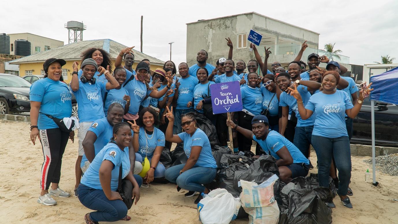 Hundreds of AXA Mansard employees volunteer sensitise public on the impact of waste on water with 