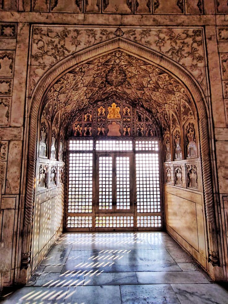 The Agra Fort's Jali Work - Benefits of Jali Work for Light, Ventilation, and Privacy in Indian Homes - image 2