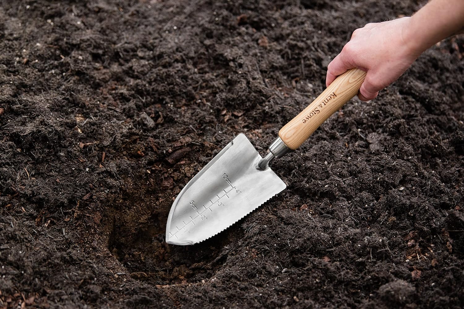 Hand Trowel is best gardening tool