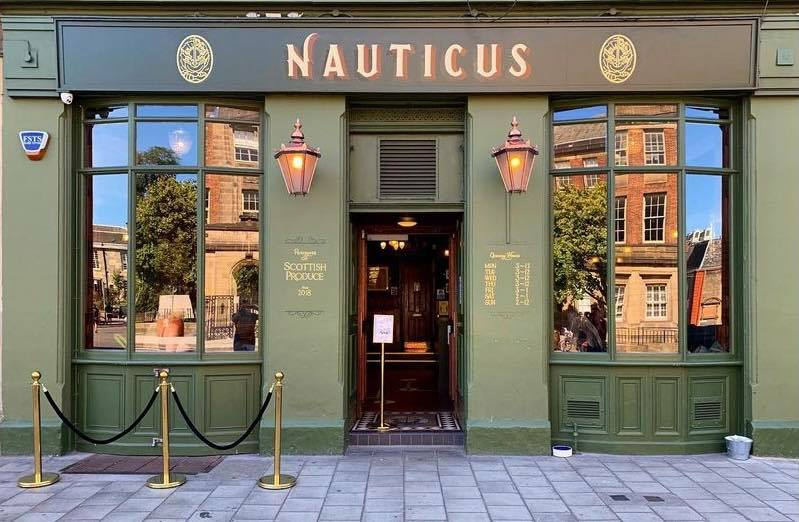 Nauticus Bar