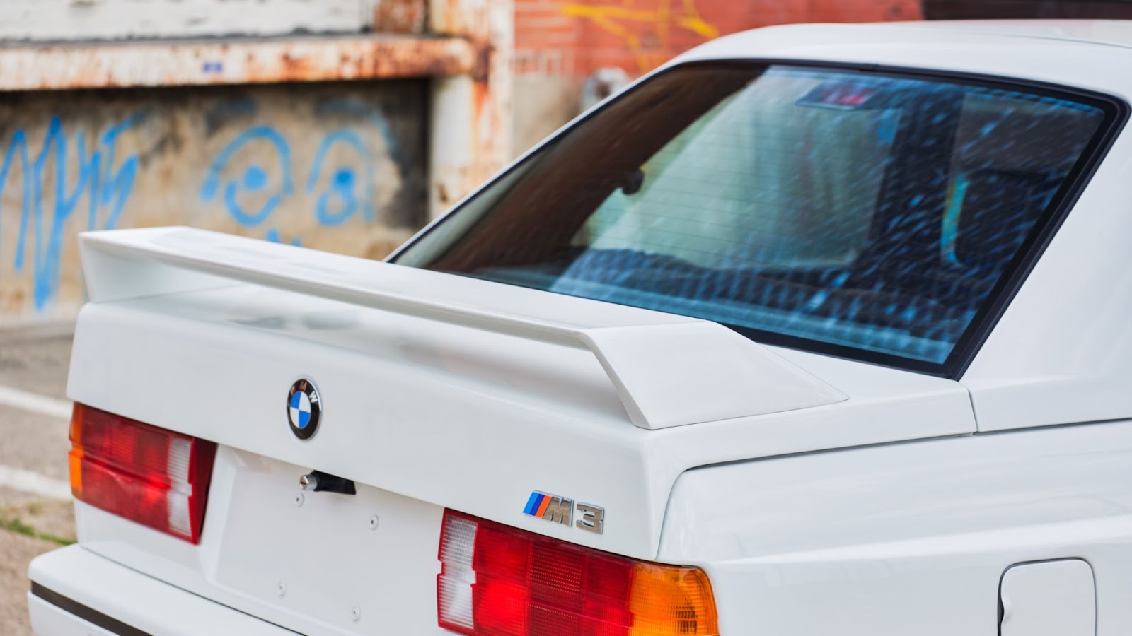 Tips Memilih dan Memasang Spoiler Mobil BMW Bekas Harga 30 Jutaan