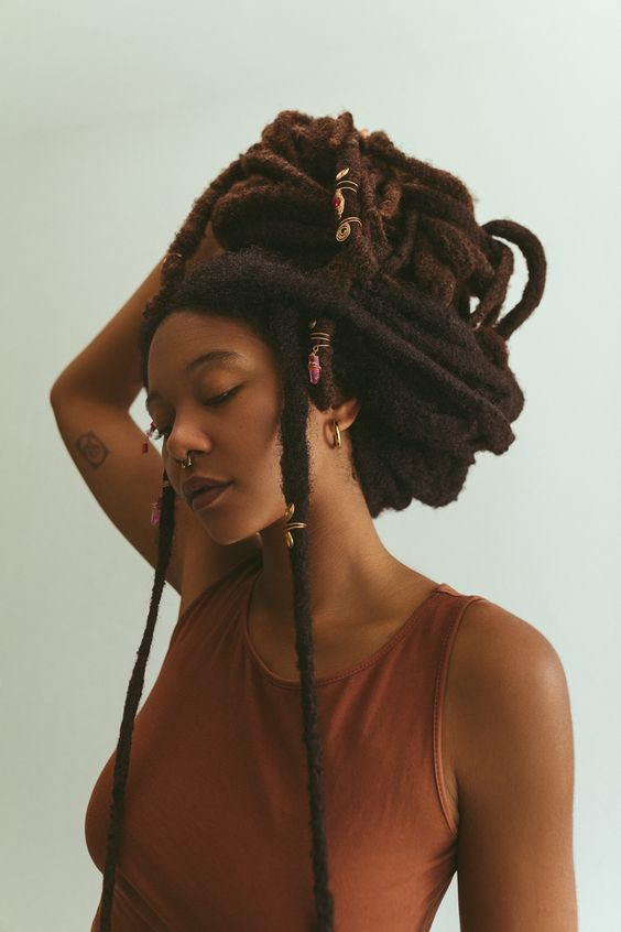 Picture of a lady  wearing the freeform dreads