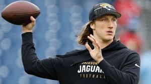 Quarterback Lawrence agrees new deal worth £216m - Yahoo Sports