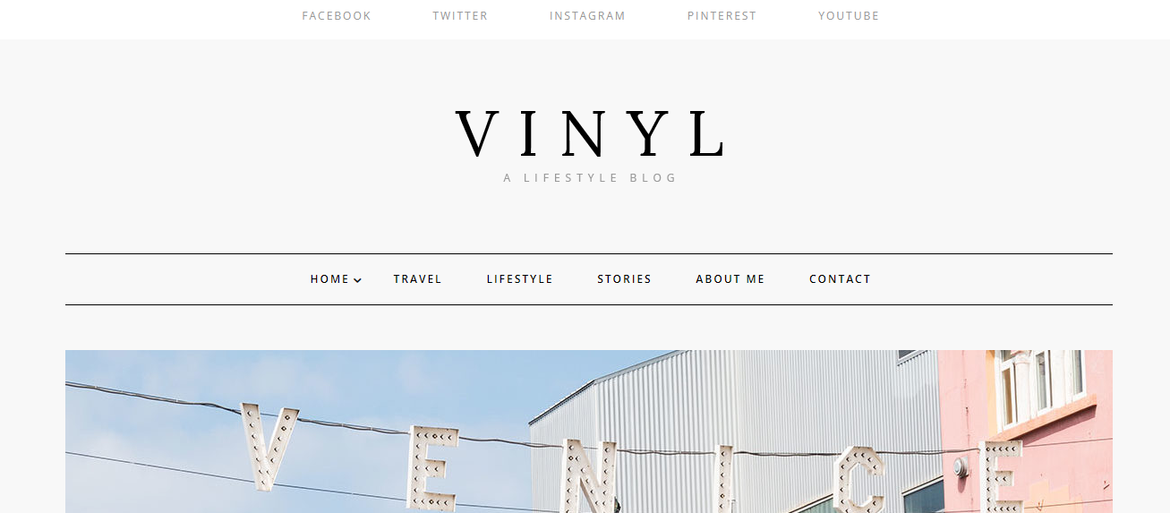 Vinyl lifestyle blog theme