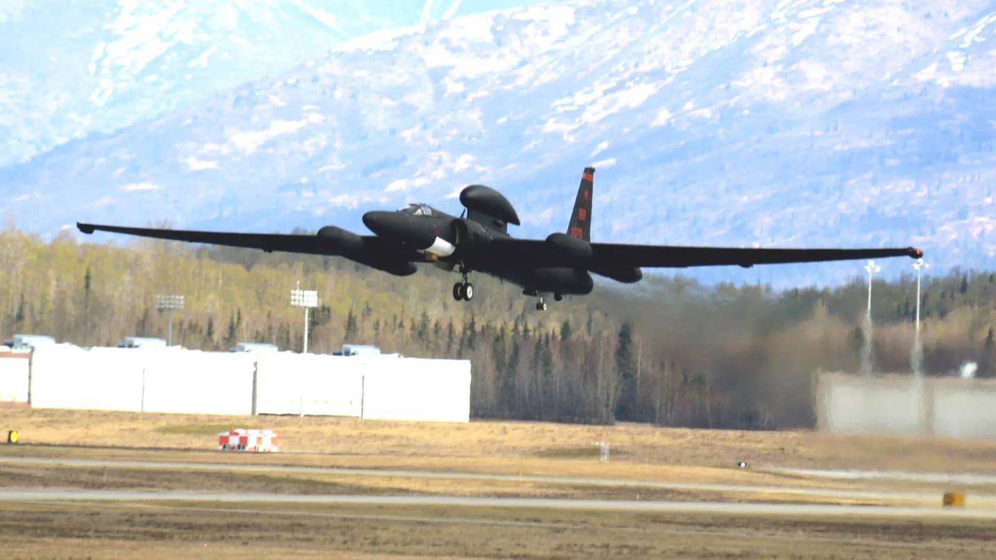 A U-2 fitted with a communications gateway package participating in Exercise Northern Edge 2017. <em>USAF</em>