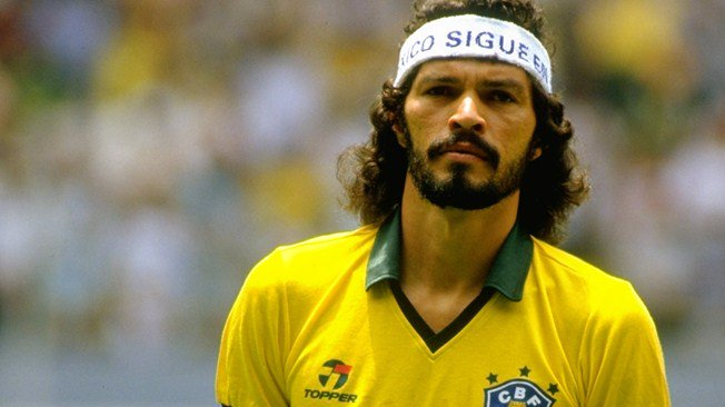 Foto de Sócrates pela seleção brasileira na Copa do Mundo de 1986