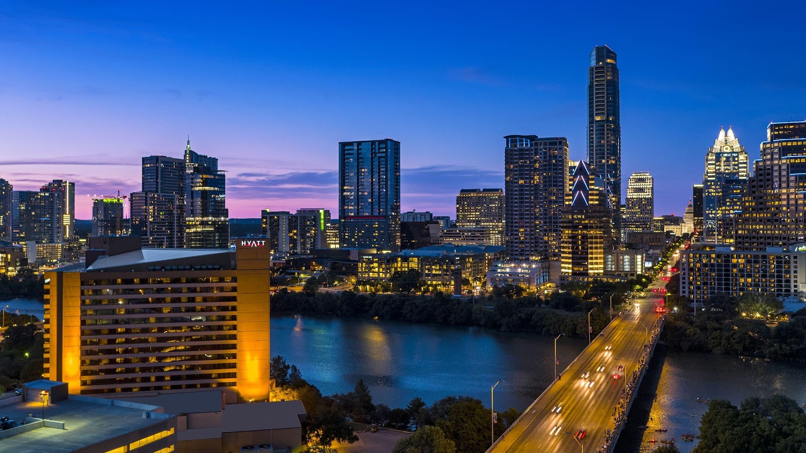 Hotel Near Downtown Austin & South Congress | Hyatt Regency Austin