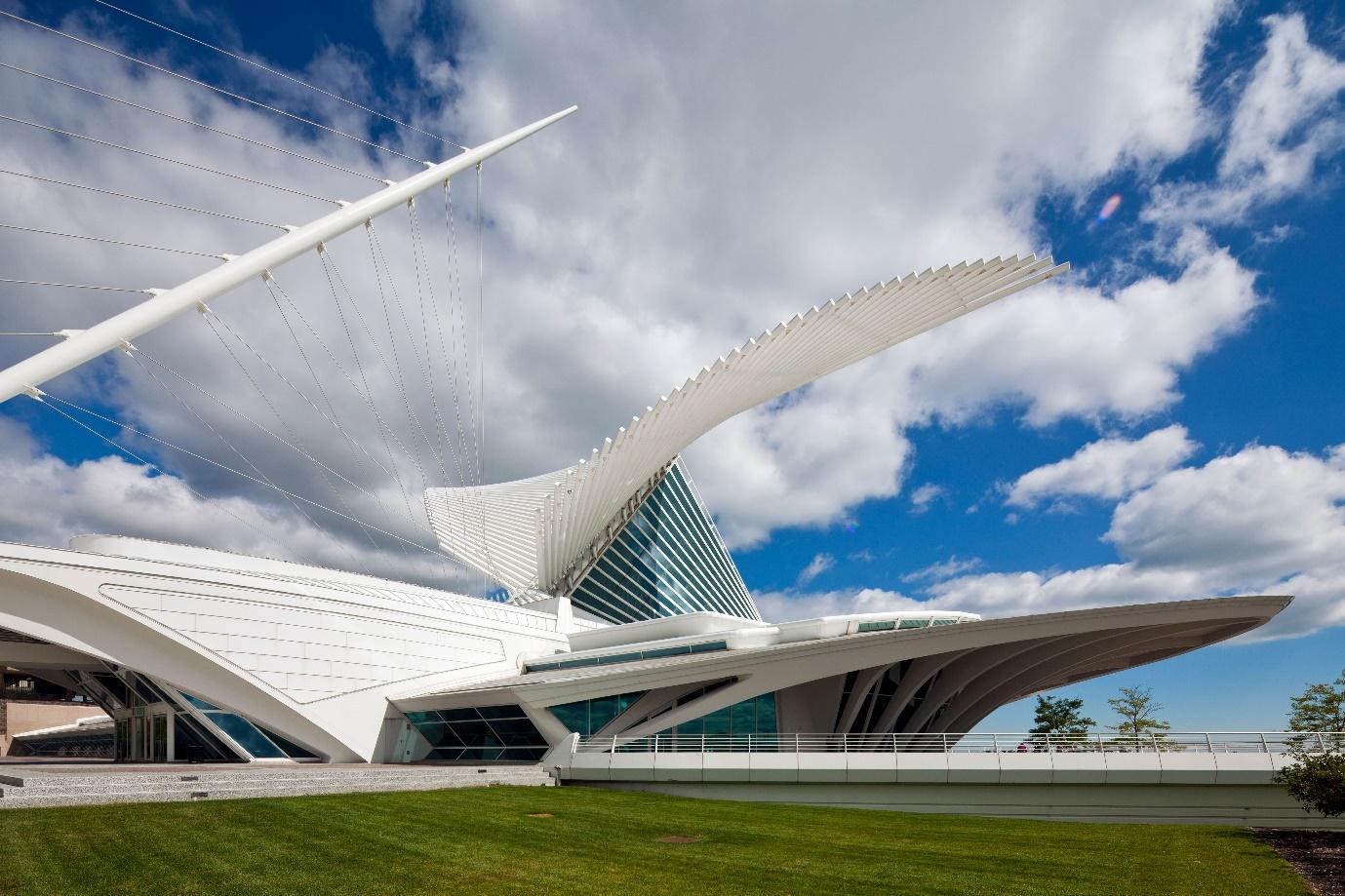 Milwaukee Art Museum – Museum Review | Condé Nast Traveler