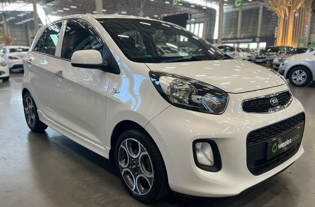 Buy a car - Second-hand Kia Picanto at Weelee