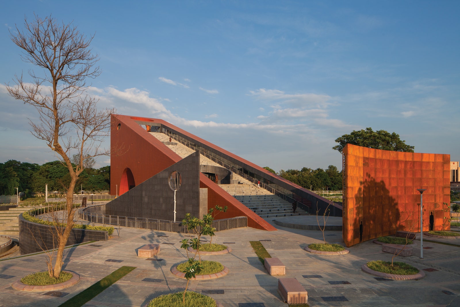 Lucknow's Museum of Socialism - Contemporary Museums in India: A New Era of Architecture - image 2