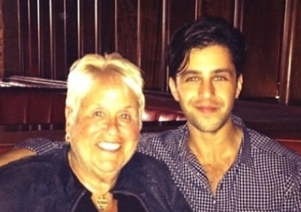 Who is Josh Peck's mom?