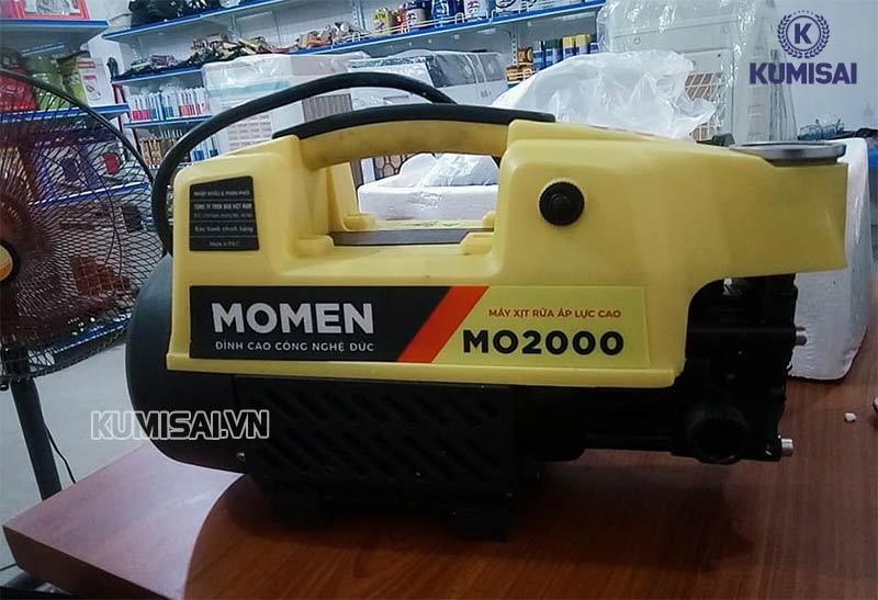 Máy rửa xe 2000W Momen