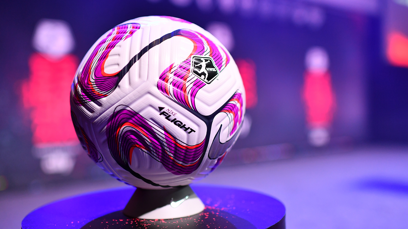 Stream Soccer Globally: Unveil Top Broadcast Gems