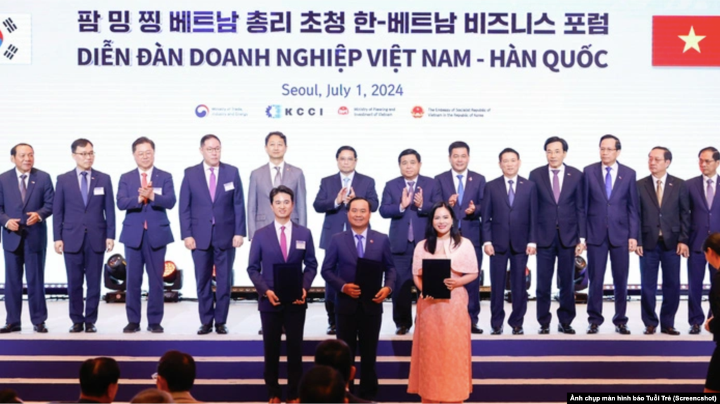 Thủ tướng Việt Nam Phạm Minh Chính tham dự Diễn đàn Doanh nghiệp Việt Nam-Hàn Quốc ở Seoul hôm 1/7 năm 2024