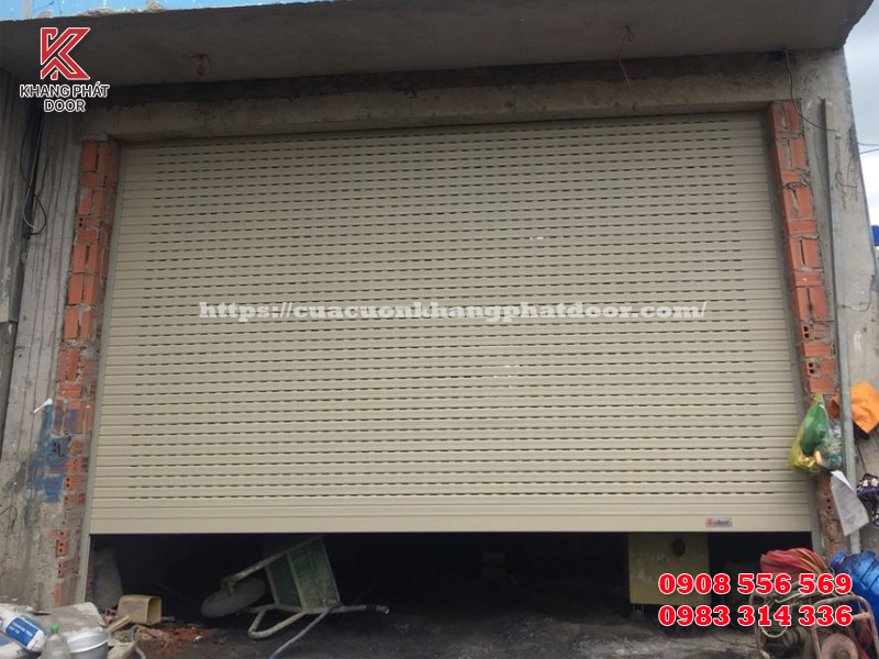 khu vuc trien khai sua cua cuon nhanh tai khang phat door