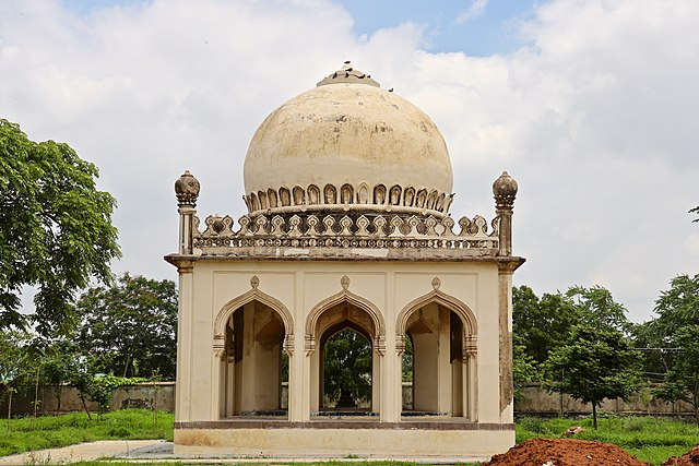 Qutb Shahi Tombs