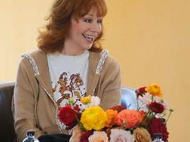 Reba McEntire reveals she and Rex Linn can’t get married because he was ...