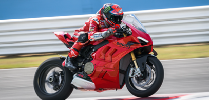Ducati Panigale V4 is a best motorbike in world.