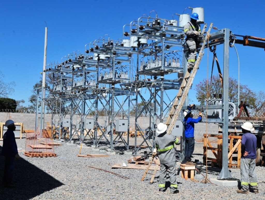 Leilão de transmissão: empenho na expansão do setor de transmissão de energia