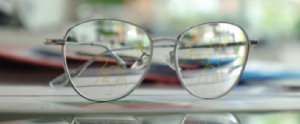 https://luxoptica.ua/upload/medialibrary/bfc/bfc959635e9daf3c9fba4d1f4a9889a0.png