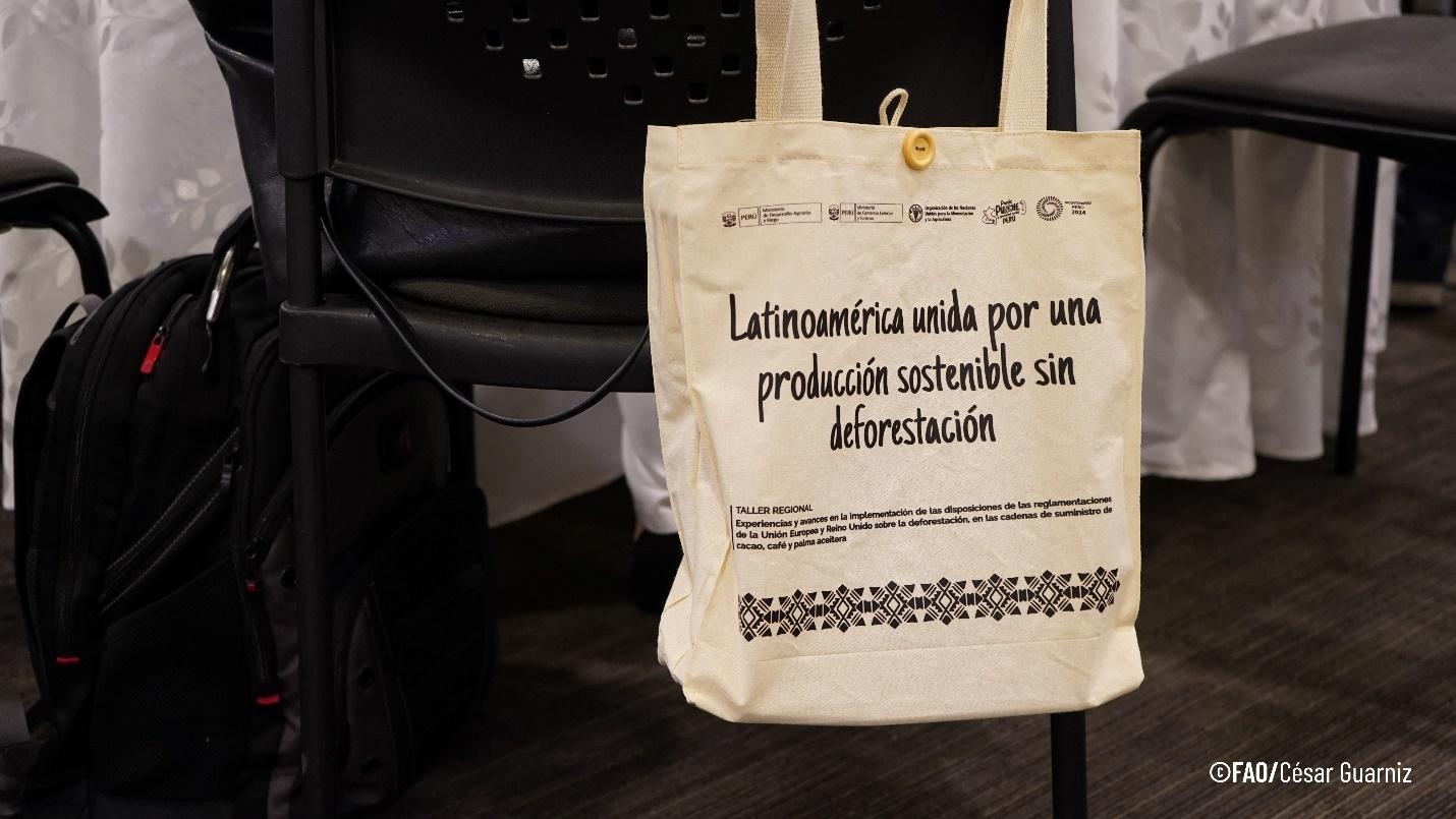 A white bag with black text

Description automatically generated