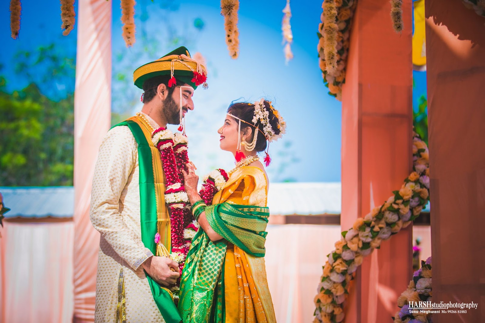 Marathi wedding image of the couple seeing each other, captured in Indore by Harsh Studio Photography in 2024. Harsh Studio Photography is recognized for its expertise in documenting cultural weddings with authenticity and creativity.