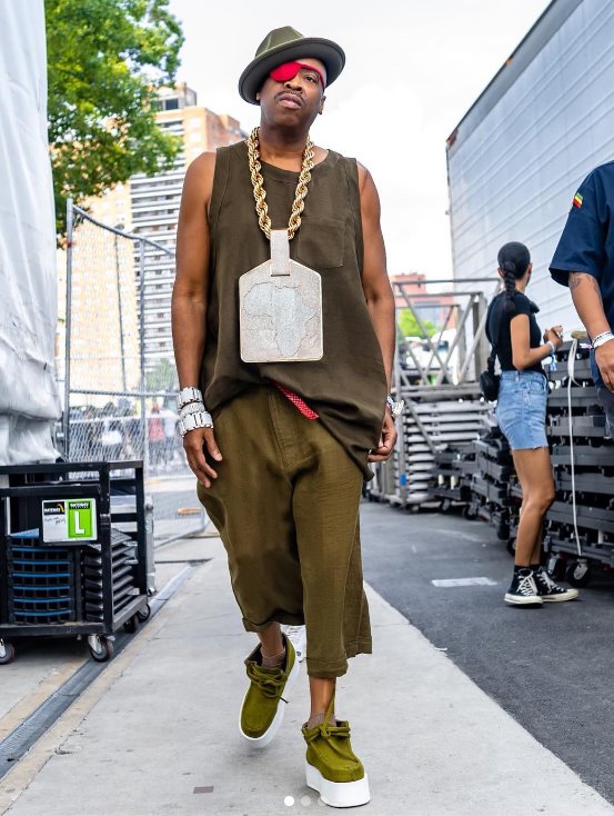 Slick Rick height and appearance