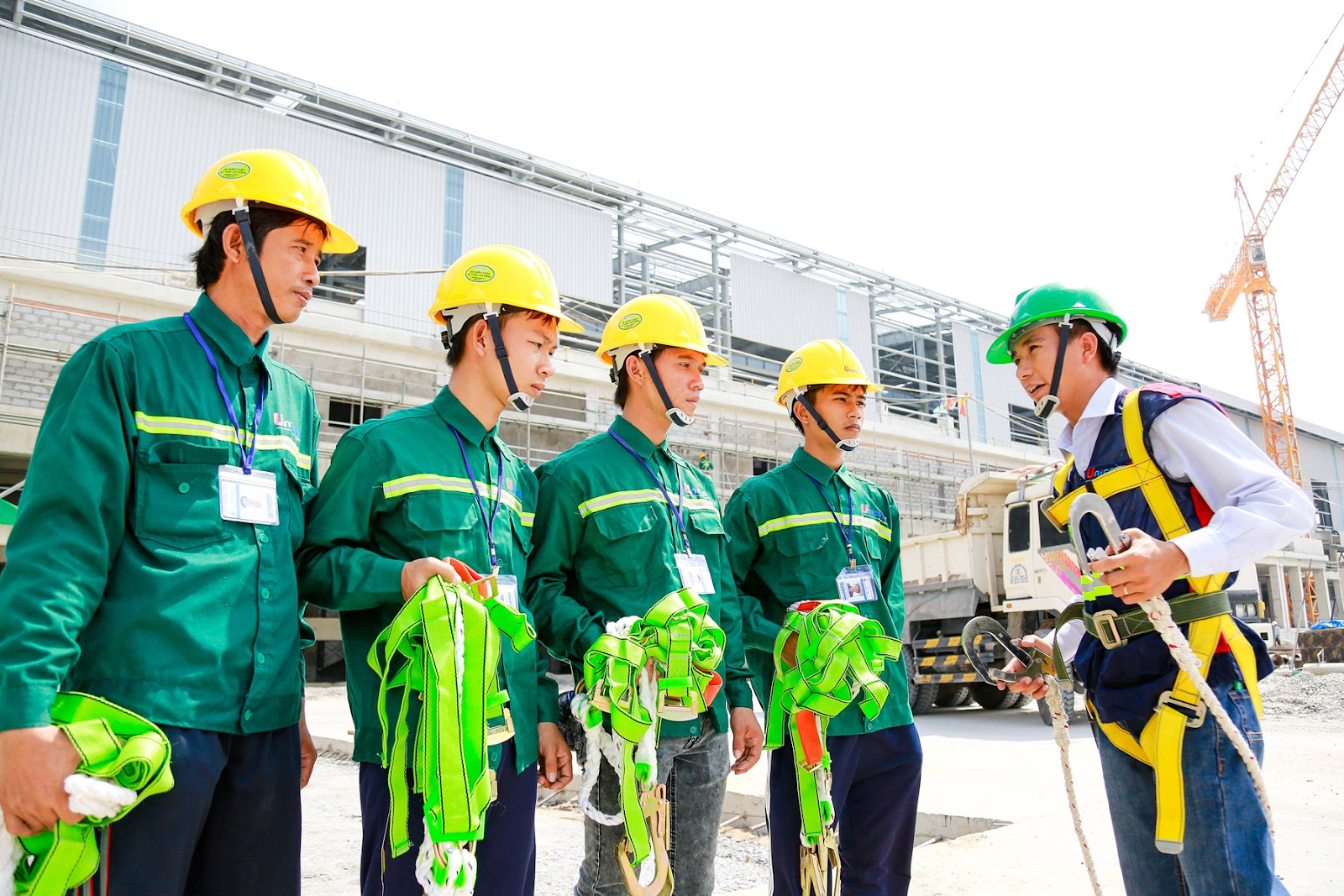 chính sách bảo hiểm dành cho người lao động thời vụ