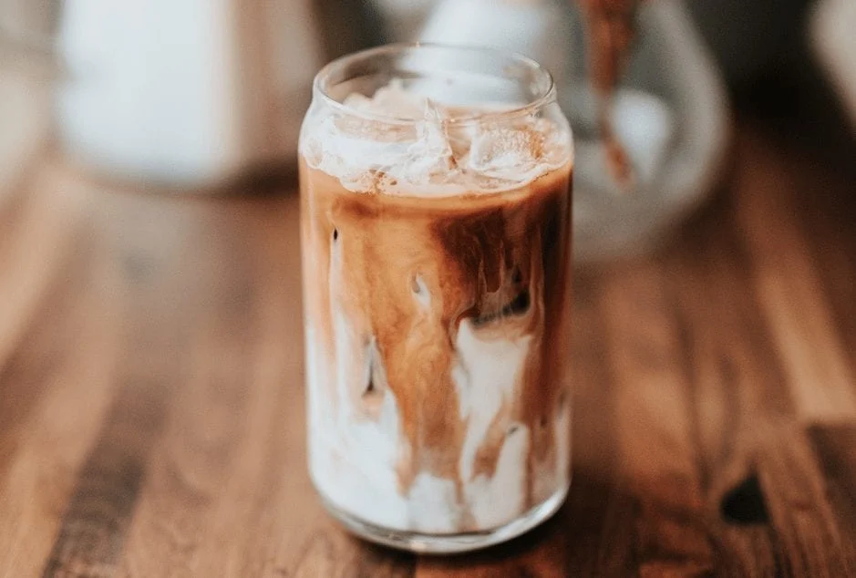 DIY Starbucks Iced Cold Brew Latte